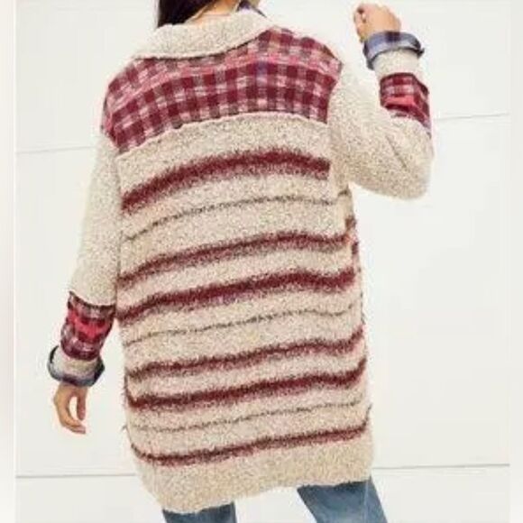 NWOT! Free People Cloud Oversized Sweater Size XS. - Picture 3 of 9